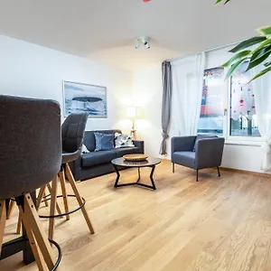  Apartment Zoder