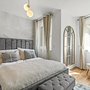  Apartment Modern I Parking I