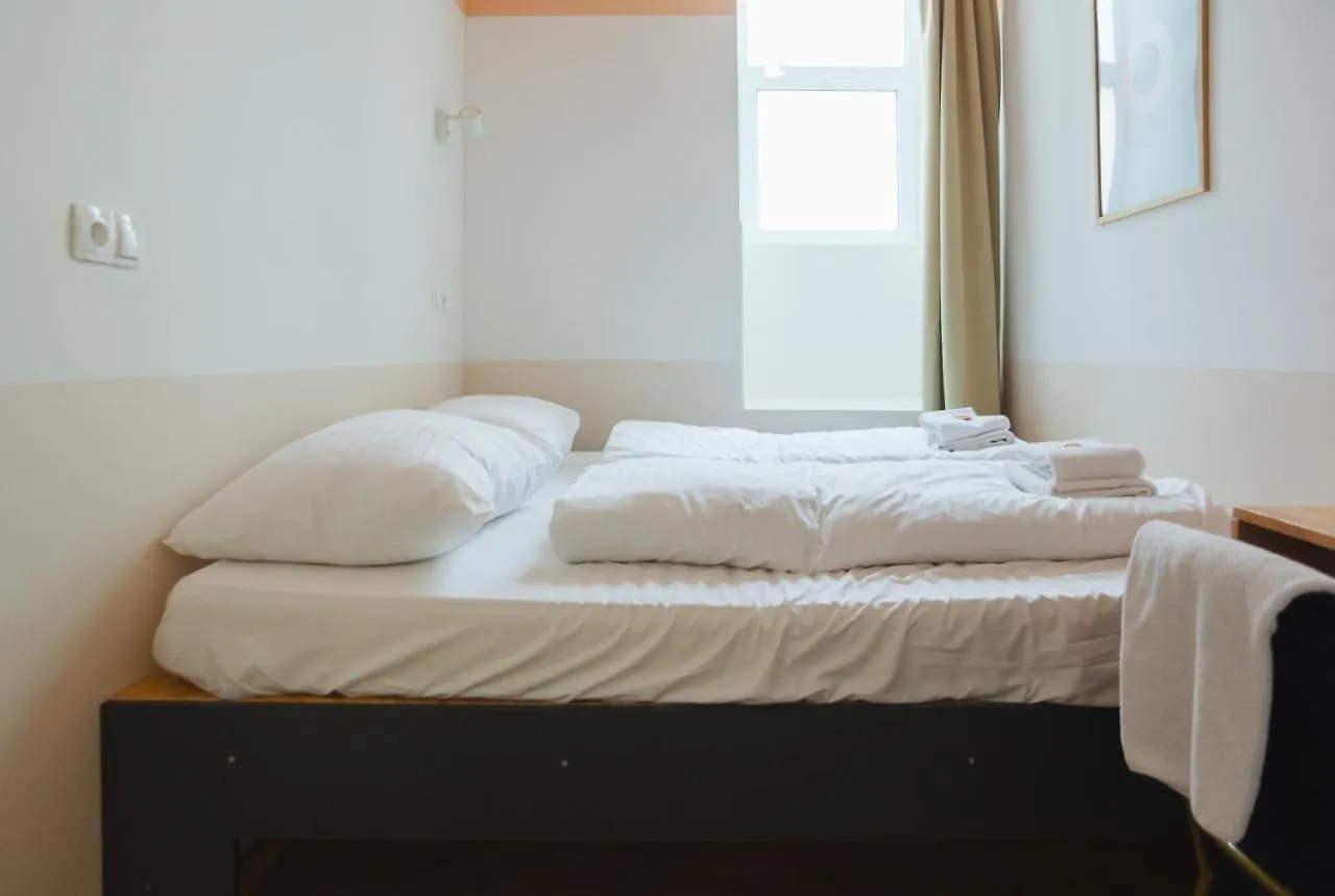 Apartment Malfatti Room Oasis With Coworking Space Vienna