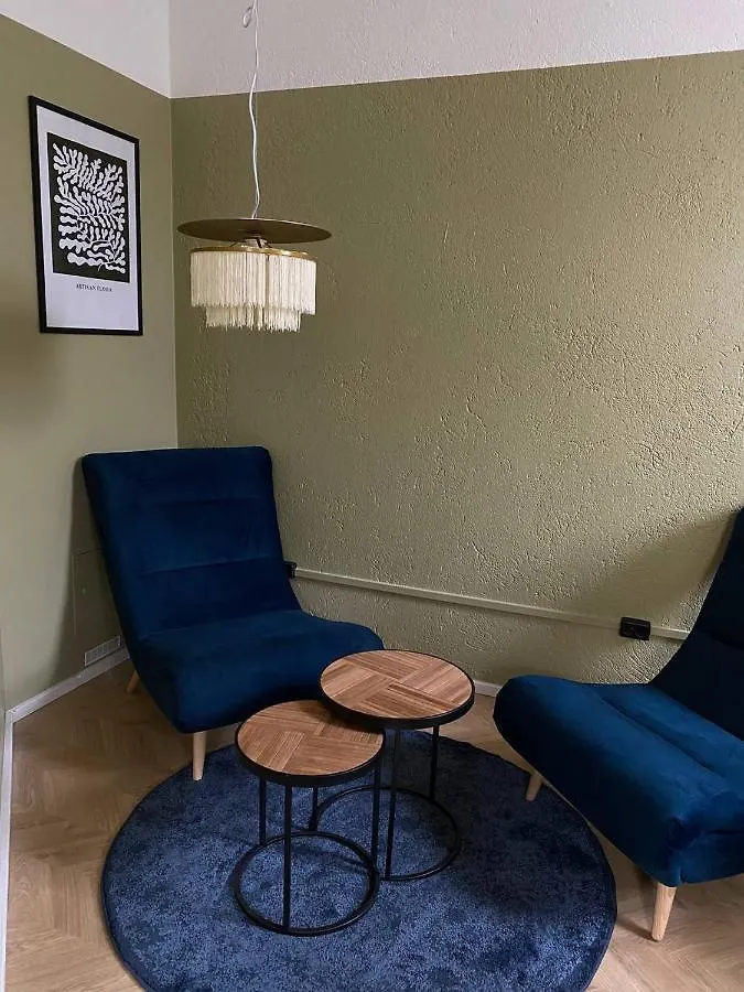 Malfatti Room Oasis With Coworking Space Vienna