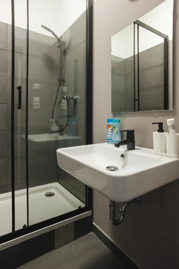 Apartment Malfatti Room Oasis With Coworking Space Vienna